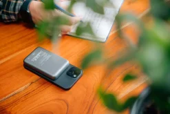 Charge ´n´ Go Magnetic Wireless Powerbank 10000, Grey