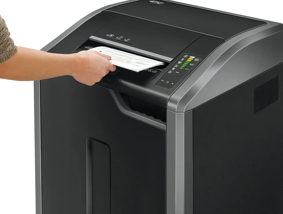 Dokumentförstörare FELLOWES 425Ci, 121L, P-4