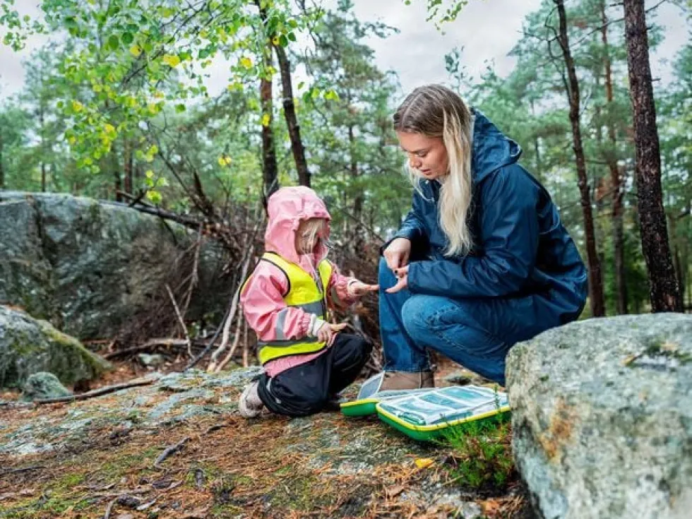 Första Hjälpen-kit CEDERROTH Medium