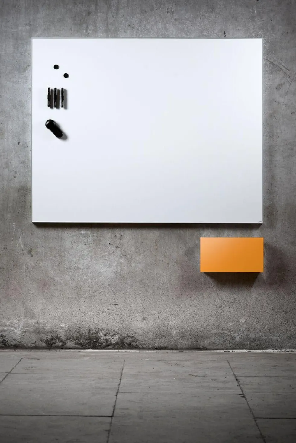 Förvaringsbox Lintex Mood, betonggrå glas/svart aluminium