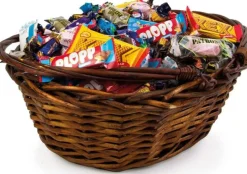 Godis Presentkorg brun inslaget 3,5kg