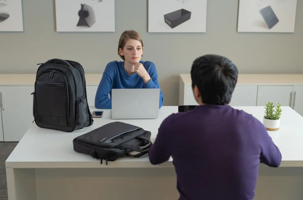 Kensington Contour 2.0 Laptop BackPack 14'', Black