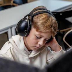 Ljuddämpande hörselkåpa