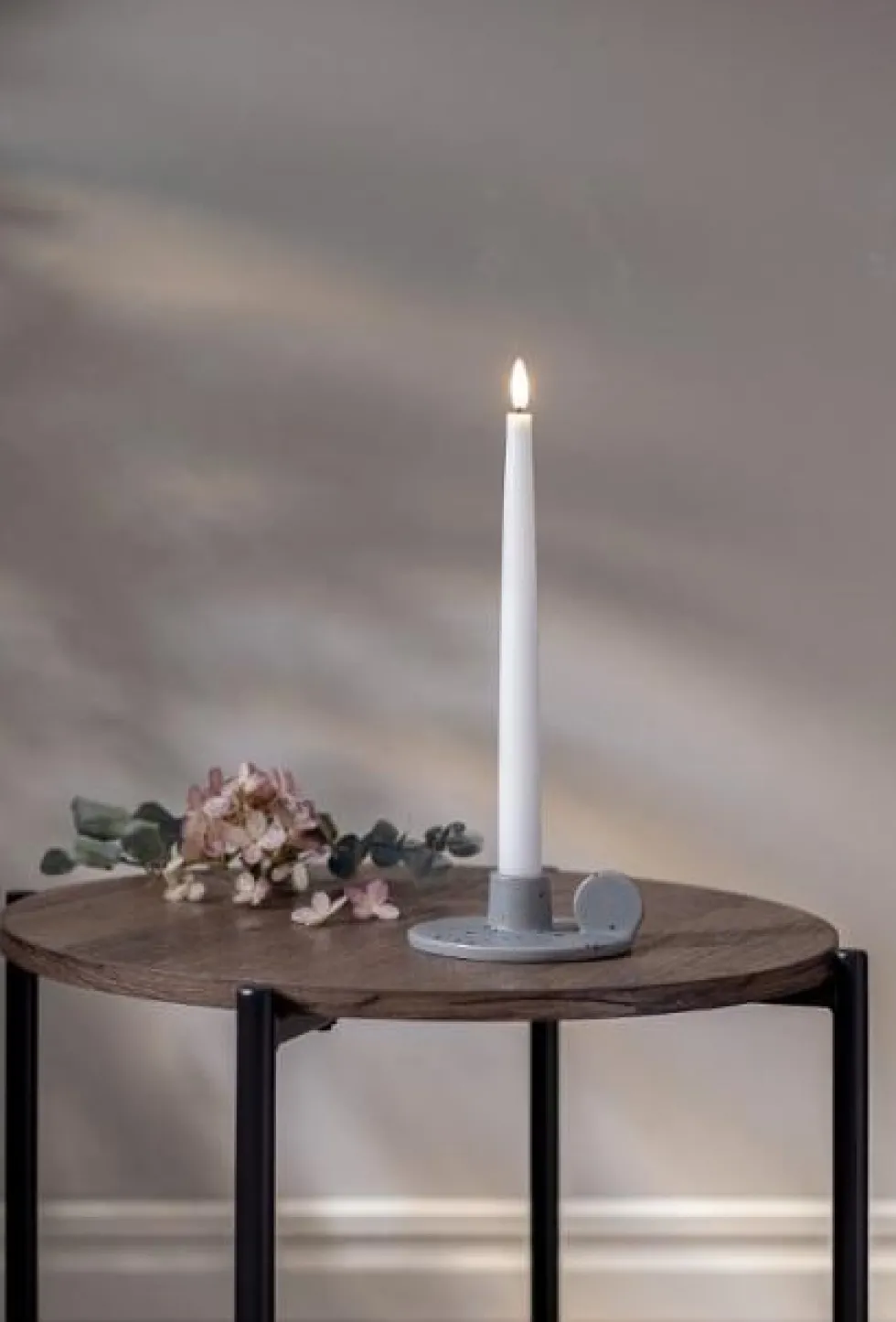 Ljusstake Plate grå