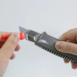 NT Cutter® Brytkniv L-500GRP Metall 18mm