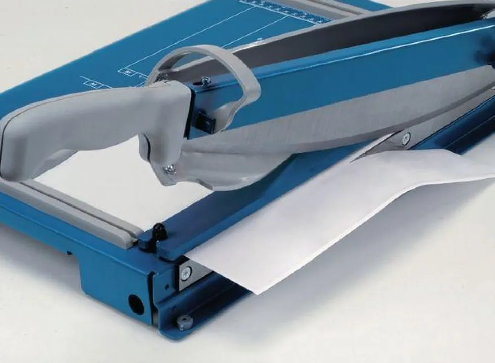 Skärmaskin DAHLE 561 A4, giljotin 360mm, automatisk press, 35ark