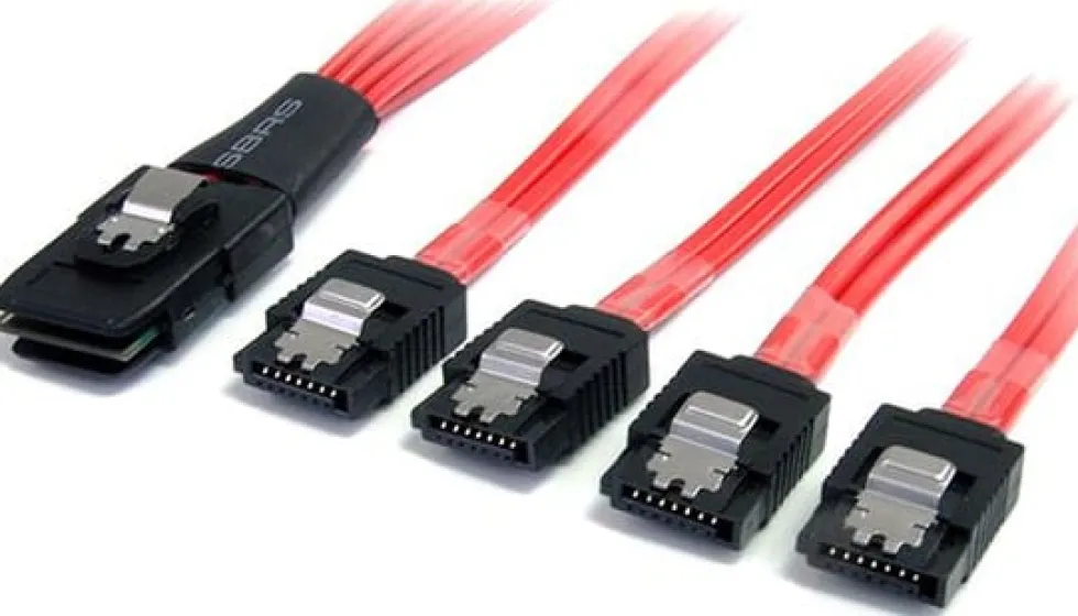 StarTech.com 50cm Serial Attached SCSI SAS Cable - SFF-8087 Plug