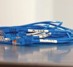 Tape Rhino krympslang 6mm svart på vit