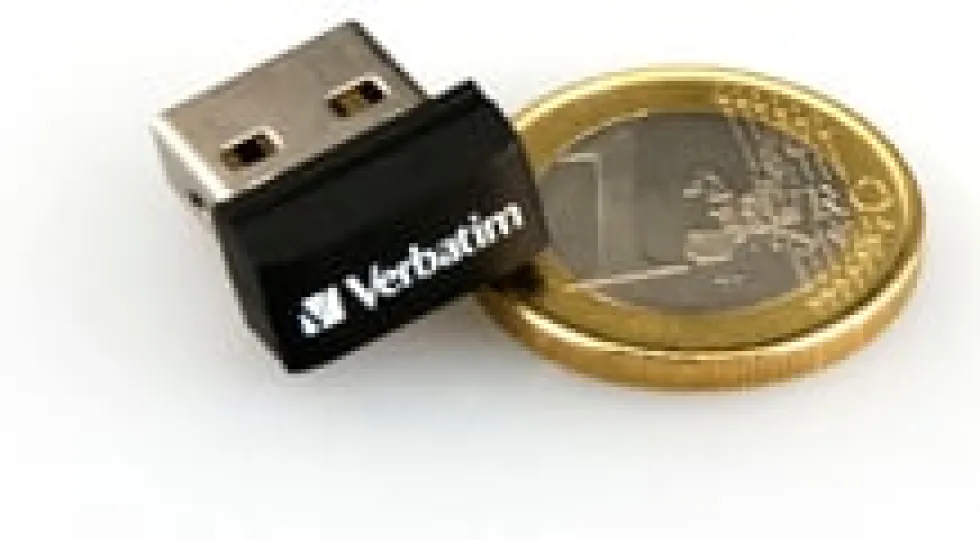 USB 2.0 Store 'n* Stay Nano 16GB, Black