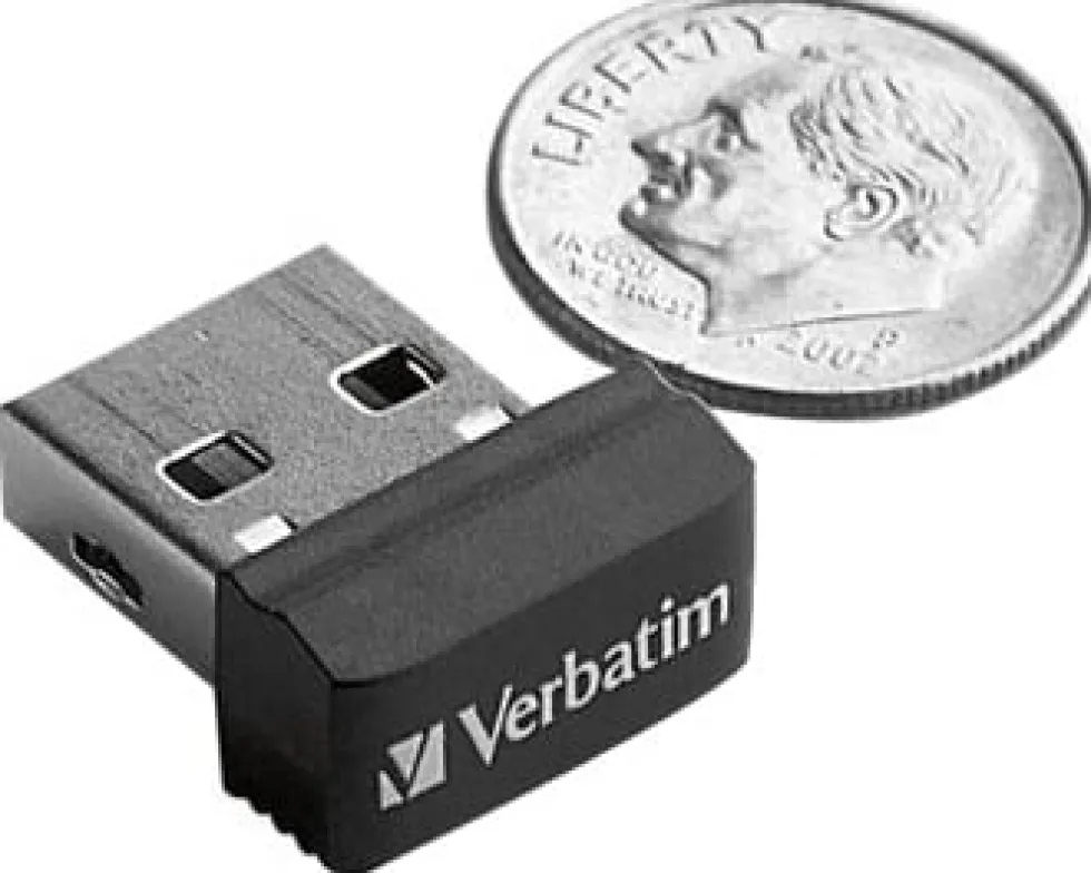 USB 2.0 Store 'n* Stay Nano 16GB, Black