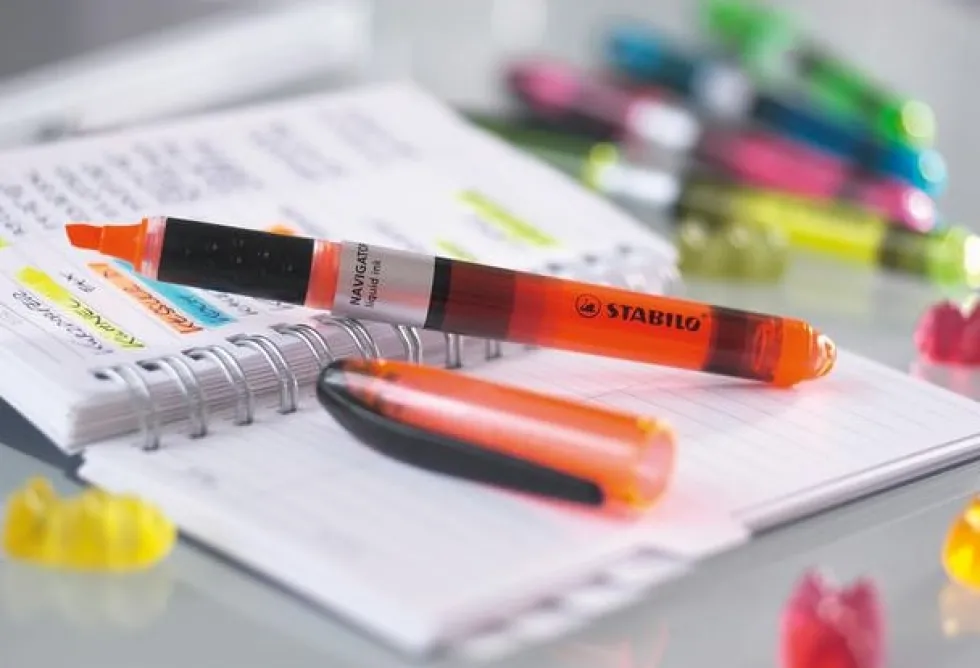 Överstrykningspenna STABILO Nav 1mm blå